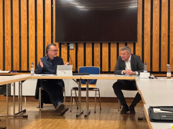 WhatsApp Image 2025-10-10 at 09.00.10 WhatsApp Image 2025-10-10 at 09.00.10